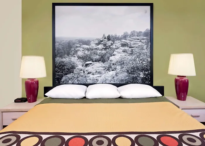 Super 8 By Wyndham Motel 2*