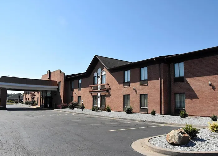 Motel Super 8 By Wyndham Metropolis